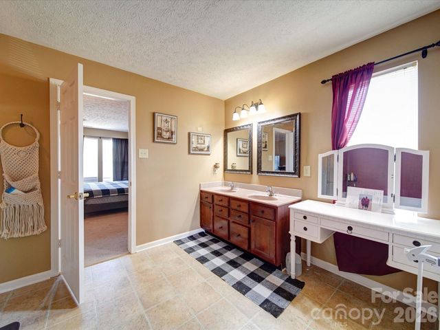 3841 Shasta Circle, Clover, SC 29710
