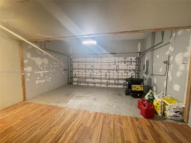 2755 Treasure Cove Cir, Dania Beach, FL 33312