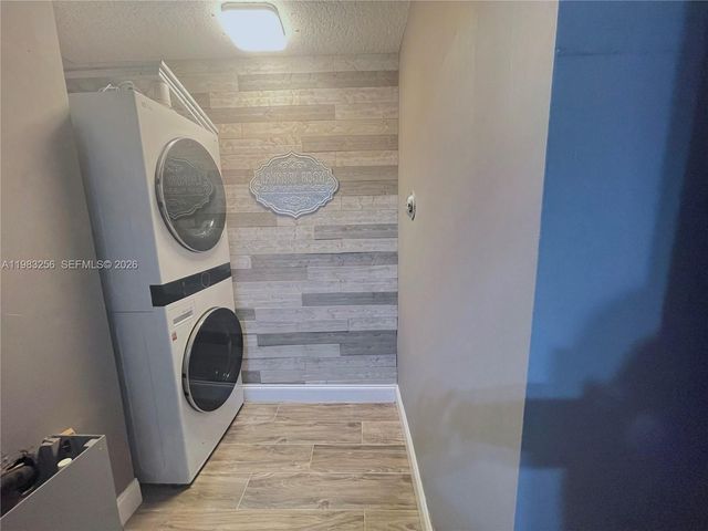 2755 Treasure Cove Cir, Dania Beach, FL 33312