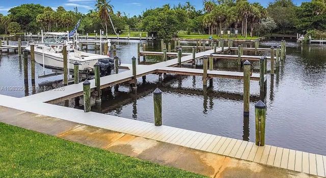 2755 Treasure Cove Cir, Dania Beach, FL 33312