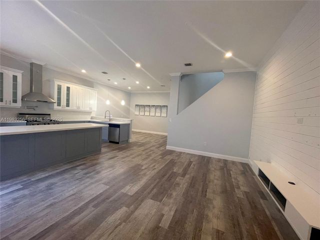 2755 Treasure Cove Cir, Dania Beach, FL 33312