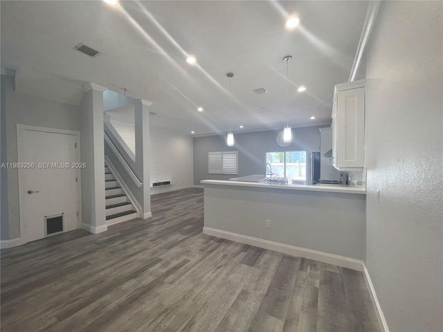 2755 Treasure Cove Cir, Dania Beach, FL 33312