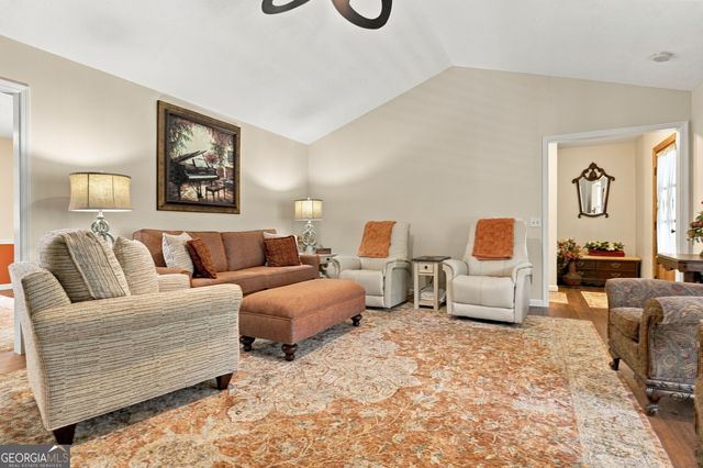 17 Bennington Drive NW, Rome, GA 30165
