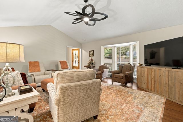 17 Bennington Drive NW, Rome, GA 30165