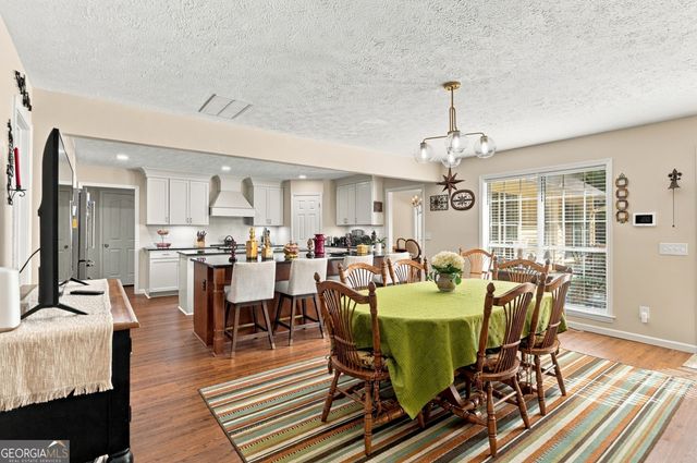 17 Bennington Drive NW, Rome, GA 30165