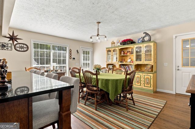 17 Bennington Drive NW, Rome, GA 30165
