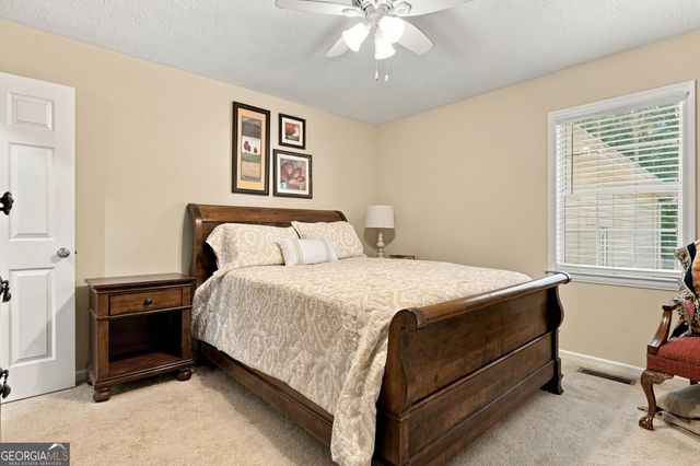 17 Bennington Drive NW, Rome, GA 30165