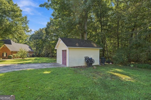 17 Bennington Drive NW, Rome, GA 30165