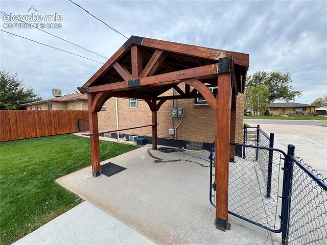 42 Amherst Avenue, Pueblo, CO 81005