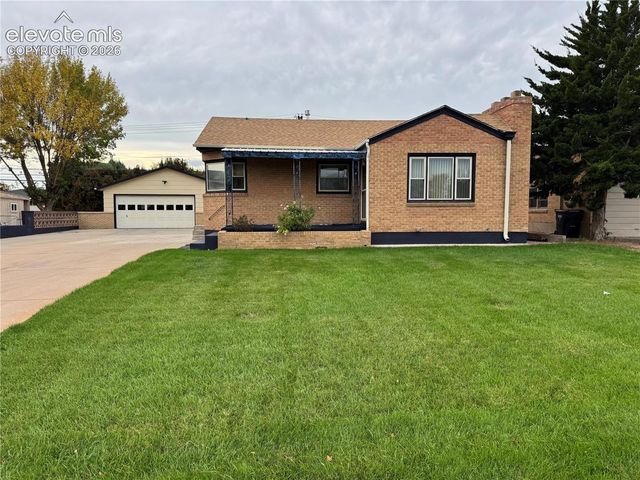 42 Amherst Avenue, Pueblo, CO 81005