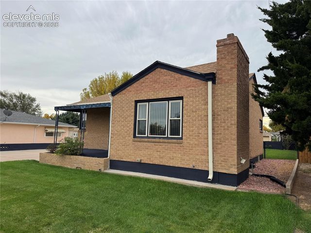 42 Amherst Avenue, Pueblo, CO 81005
