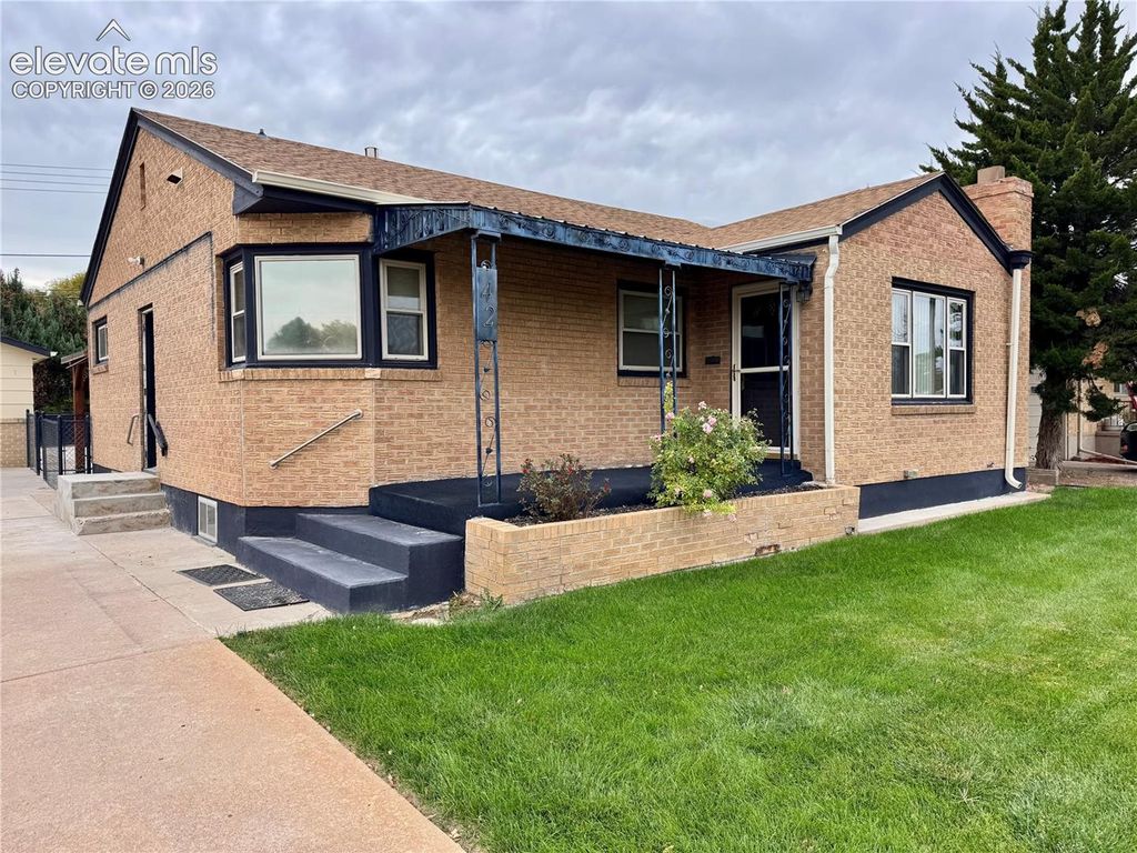 42 Amherst Avenue, Pueblo, CO 81005
