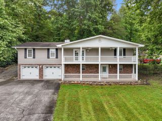 1302 Irwin Drive, Powell, TN 37849