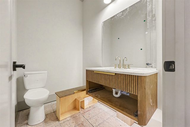 13958 Arthur Court, Washington, MI 48094