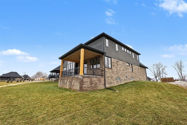 13958 Arthur Court, Washington, MI 48094