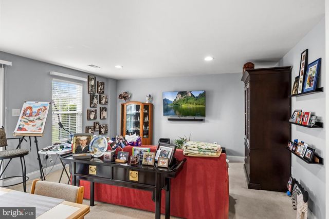 201 PERRY WAY, Cinnaminson, NJ 08077