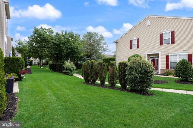 201 PERRY WAY, Cinnaminson, NJ 08077