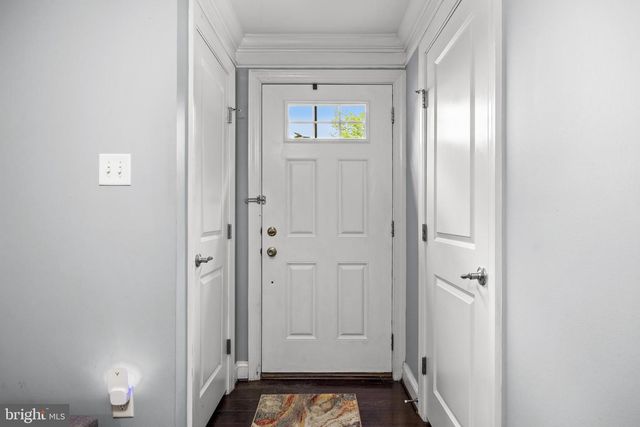 201 PERRY WAY, Cinnaminson, NJ 08077