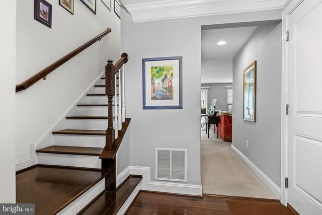 201 PERRY WAY, Cinnaminson, NJ 08077