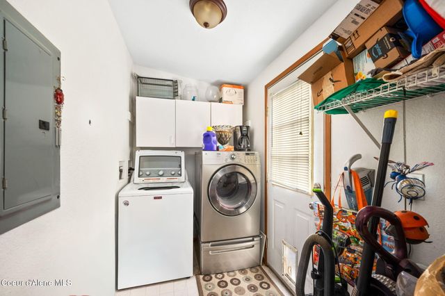 2082 W Yorkshire AVE, Coeur D'alene, ID 83815