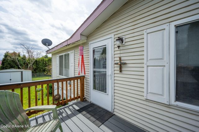 2082 W Yorkshire AVE, Coeur D'alene, ID 83815