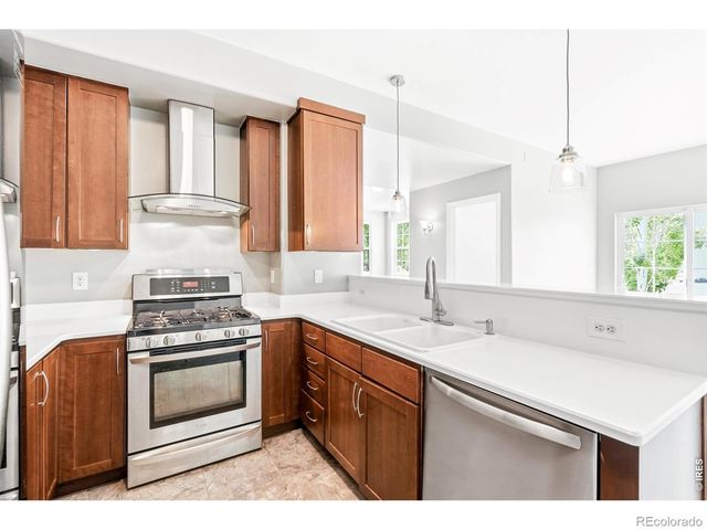 525 Casper Drive, Lafayette, CO 80026
