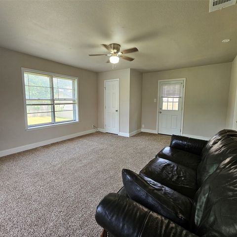 802 Brown Trail, Bedford, TX 76022