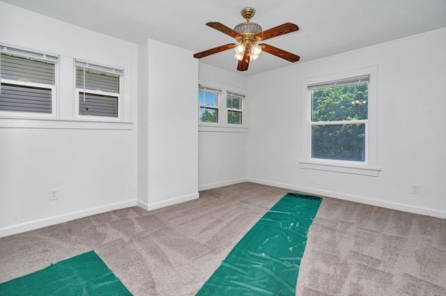 1057 W Park Front Street, Joliet, IL 60436