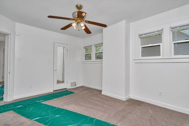 1057 W Park Front Street, Joliet, IL 60436