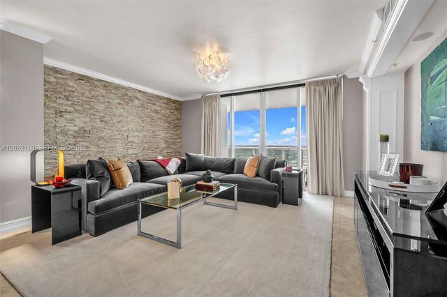 333 Las Olas Way 2409, Fort Lauderdale, FL 33301