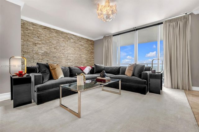 333 Las Olas Way 2409, Fort Lauderdale, FL 33301