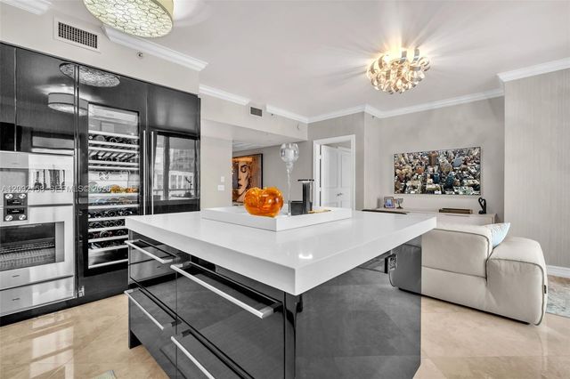 333 Las Olas Way 2409, Fort Lauderdale, FL 33301