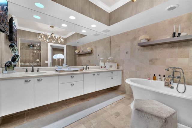 333 Las Olas Way 2409, Fort Lauderdale, FL 33301