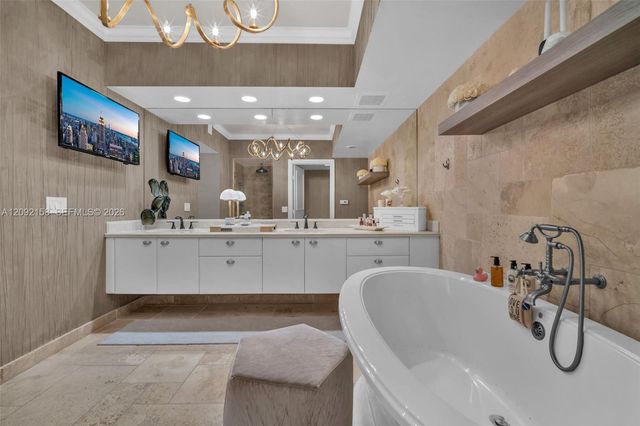 333 Las Olas Way 2409, Fort Lauderdale, FL 33301