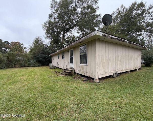 1602 Blue Street, Opelousas, LA 70570