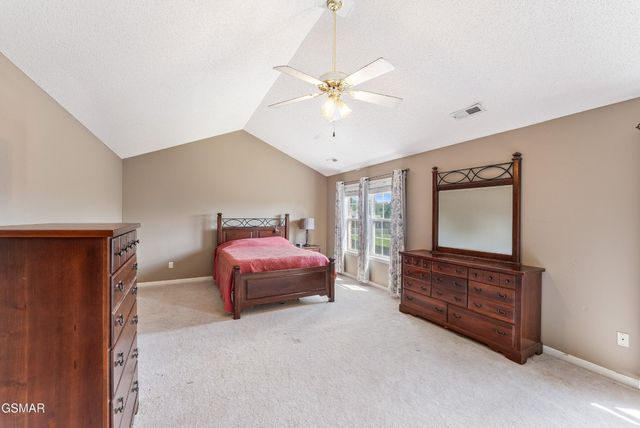 7648 Saddlebrooke Drive, Knoxville, TN 37938