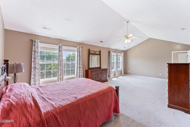7648 Saddlebrooke Drive, Knoxville, TN 37938