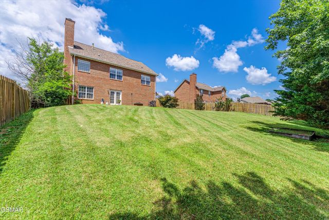 7648 Saddlebrooke Drive, Knoxville, TN 37938