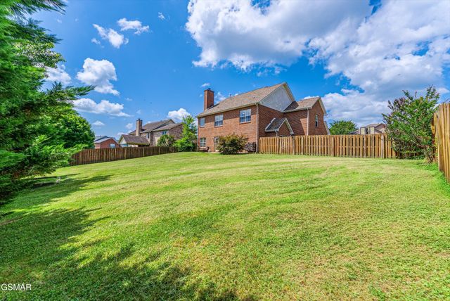 7648 Saddlebrooke Drive, Knoxville, TN 37938