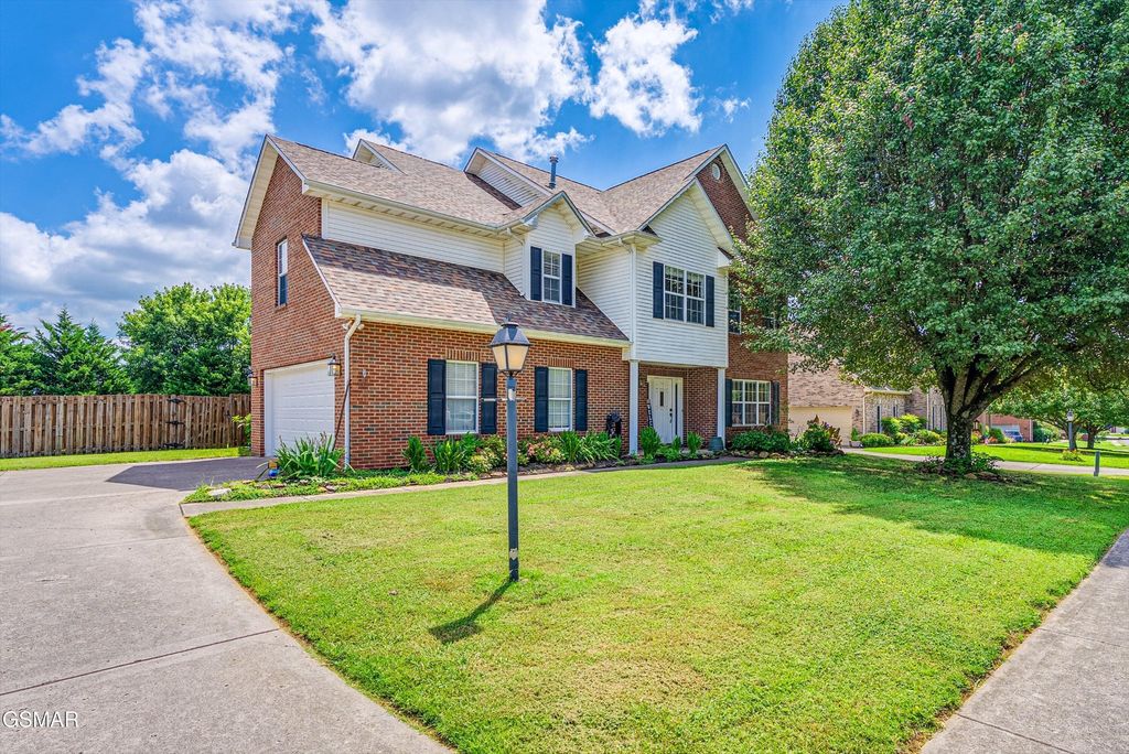 7648 Saddlebrooke Drive, Knoxville, TN 37938