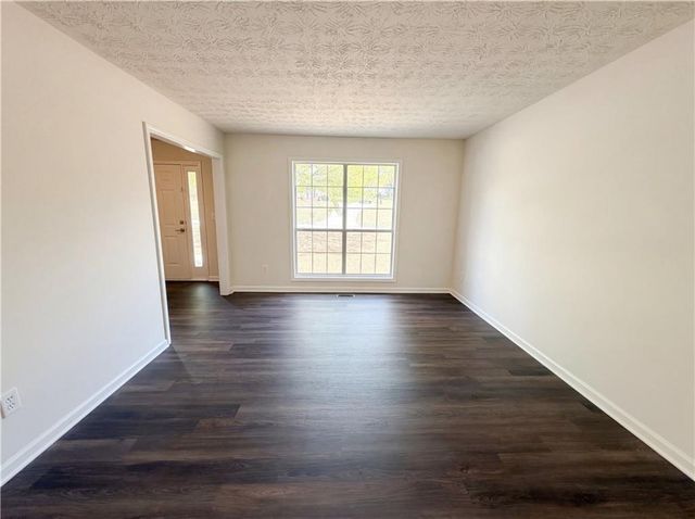 3001 Garland Way, Conyers, GA 30094