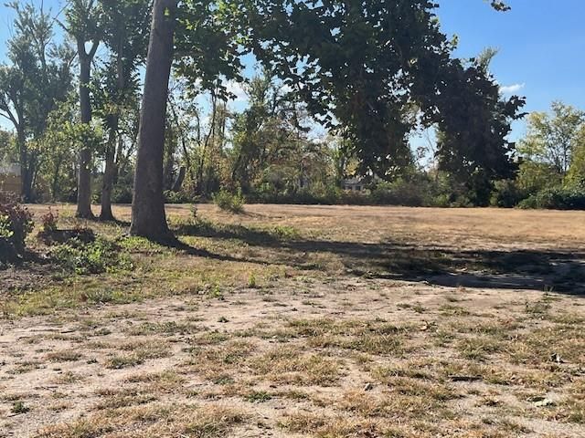 612 N 8th Street, Rogers, AR 72756