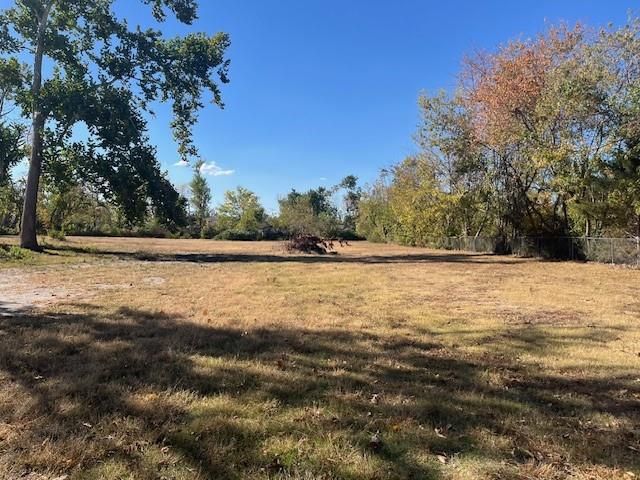 612 N 8th Street, Rogers, AR 72756