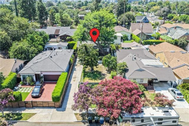 237 N Catalina Street, Burbank, CA 91505