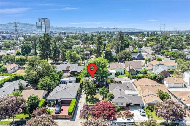 237 N Catalina Street, Burbank, CA 91505