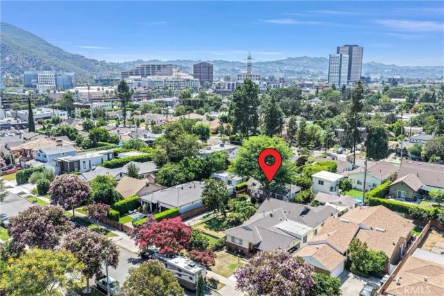 237 N Catalina Street, Burbank, CA 91505