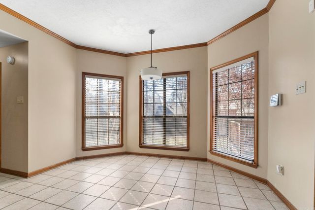 8 Edgewater Cove, Maumelle, AR 72113