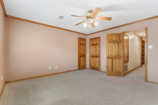 8 Edgewater Cove, Maumelle, AR 72113