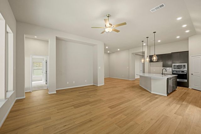 9154 Grand Jubilee Drive, Montgomery, TX 77316