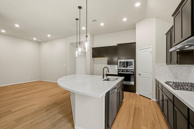 9154 Grand Jubilee Drive, Montgomery, TX 77316